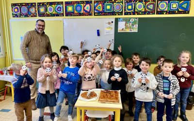 le prof de technologie du collège vient à la rencontre des Gs