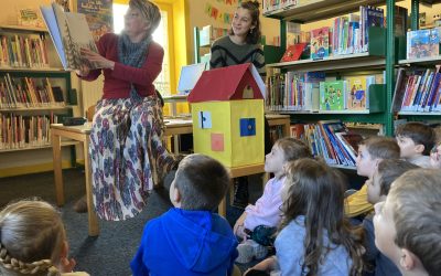 Sortie à la bibliothèque pour les maternelles